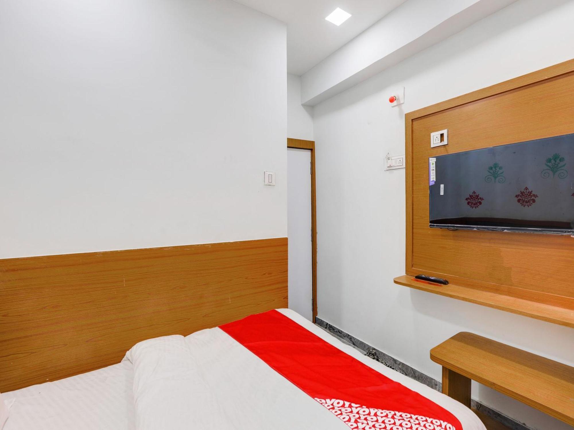 Hotel O Green City Surat Eksteriør bilde